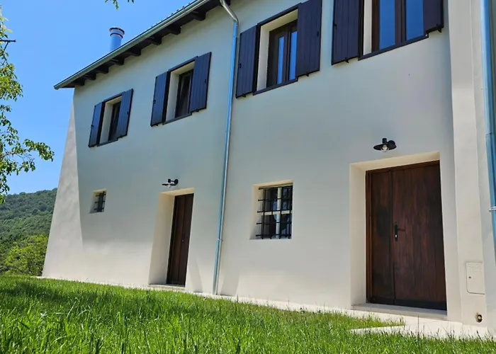 Viktor Estate Apartamento Deskle