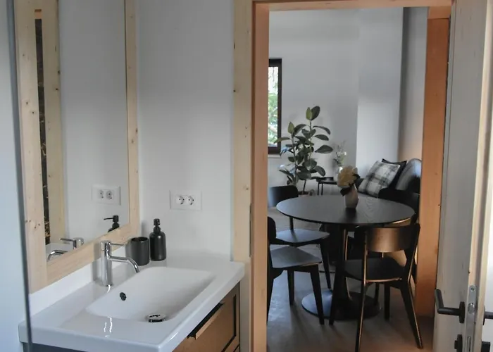 Viktor Estate Deskle